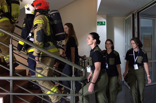  Uczestnicy wydarzenia w trakcie wspinaczki