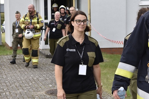  Uczestnicy wydarzenia w trakcie wspinaczki