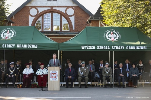 Minister Nauki podczas wystąpienia.