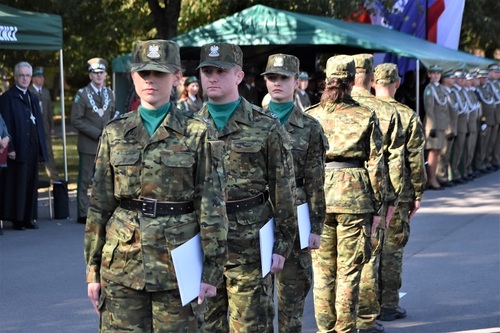 Delegacja studentów po immatrykulacji.